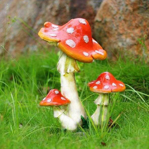 BESTOYARD 3 Head Red Mushroom Toadstool Miniature Fairy Garden Terrarium Figurine Dollhouse Decor